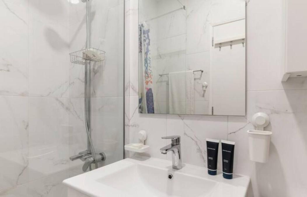 Beautiful 1 Bedroom Apartment Near Benfica Lissabon Exterior foto